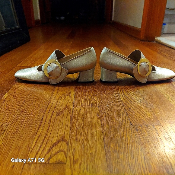 60's Gold Vintage Mod Block Heel Mary Jane's with side buckle sz 7 - Picture 8 of 10